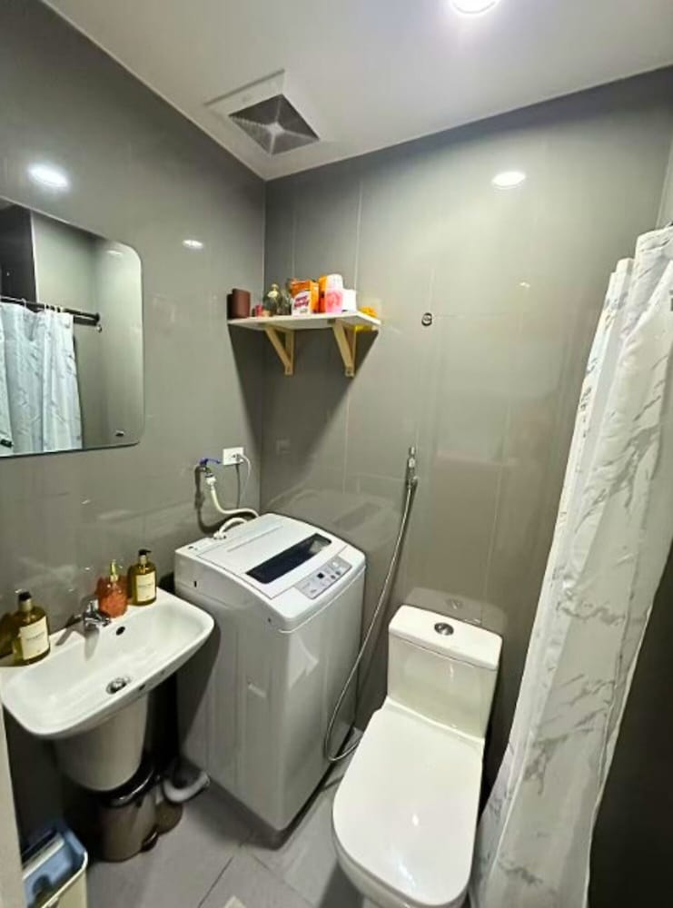 Rent Xpress Online Heart of Makati