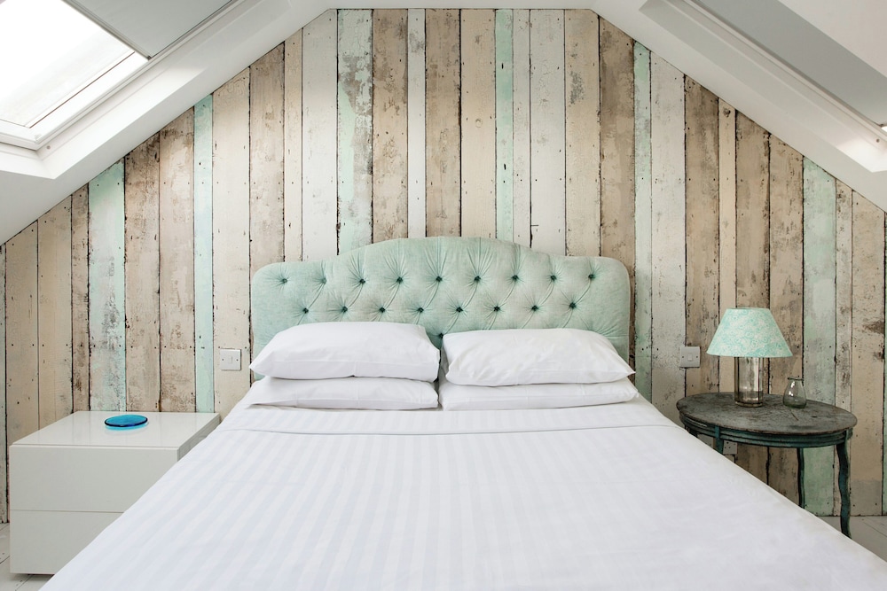 Barlby Road III by Onefinestay