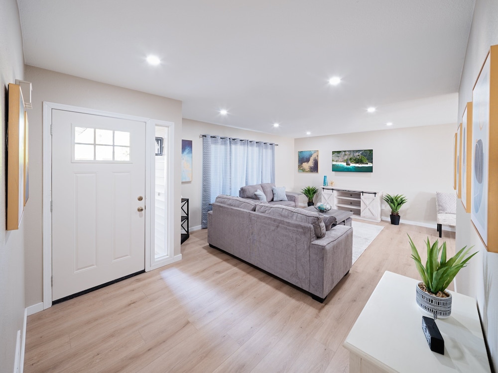 Blue Tides Getaway - Private Pool & Fire Pit