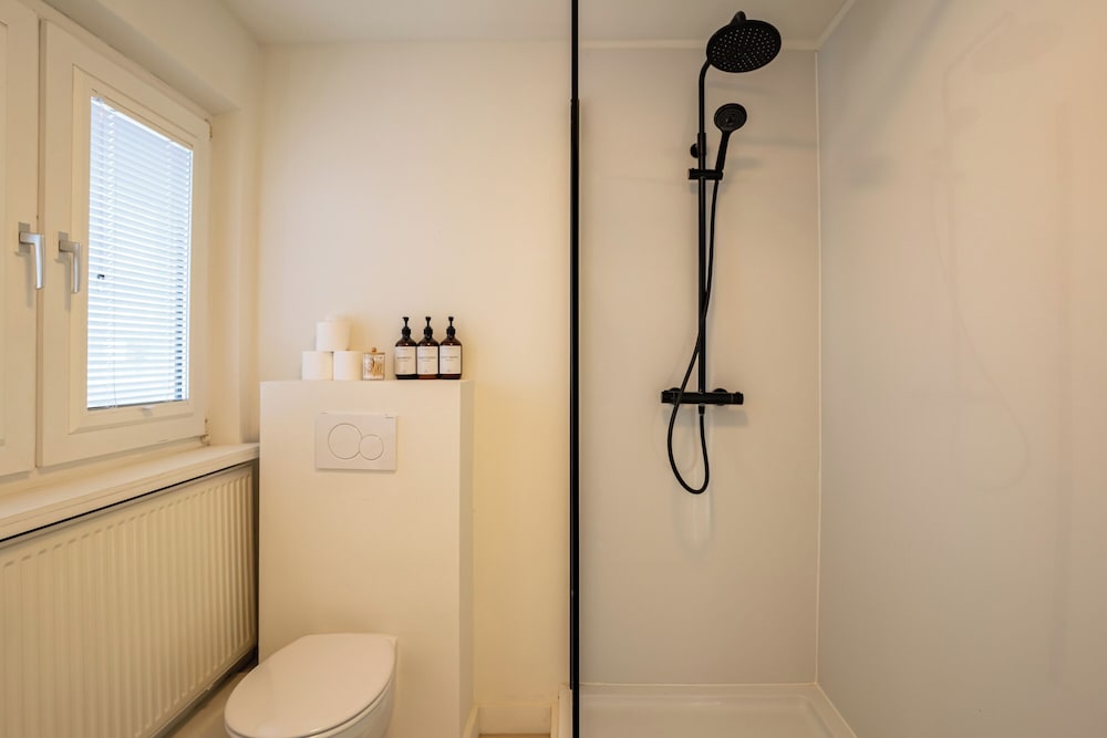 Maas Suites - The River House