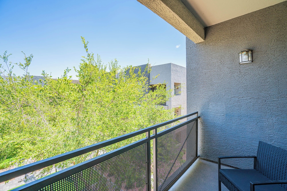 ROVE LIVING/KB - Zone Westgate