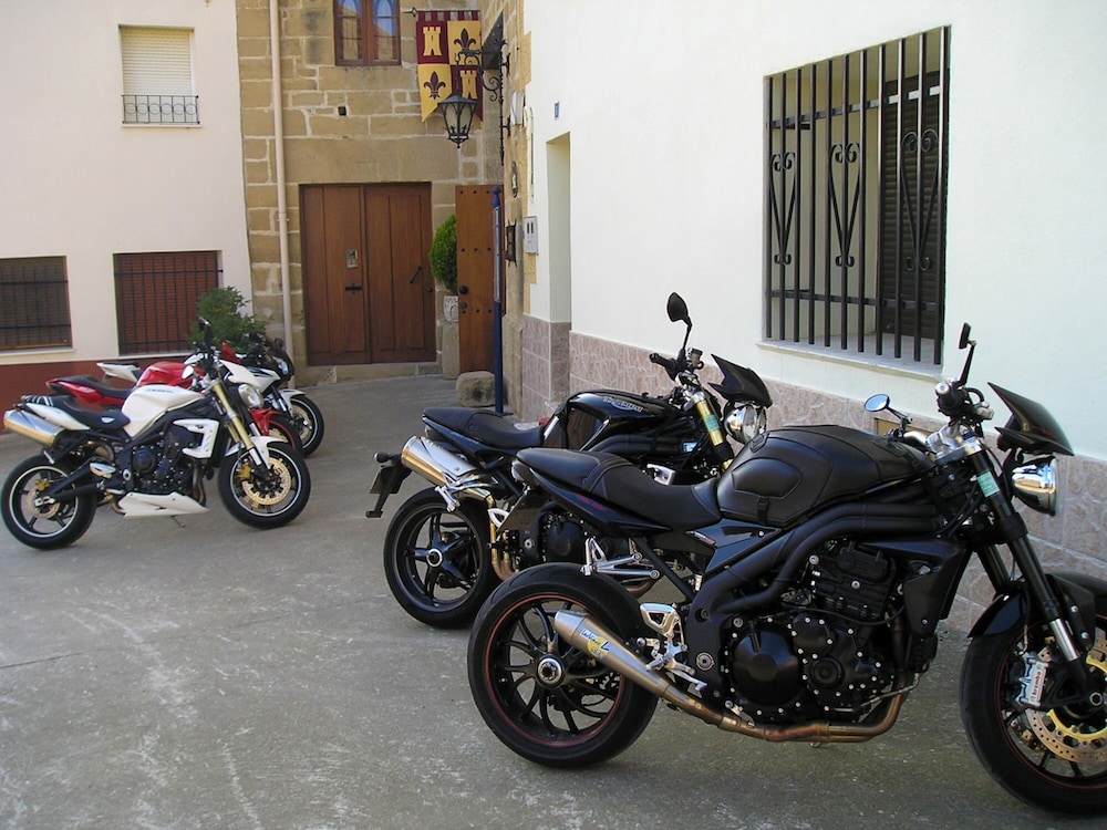 Photo 30