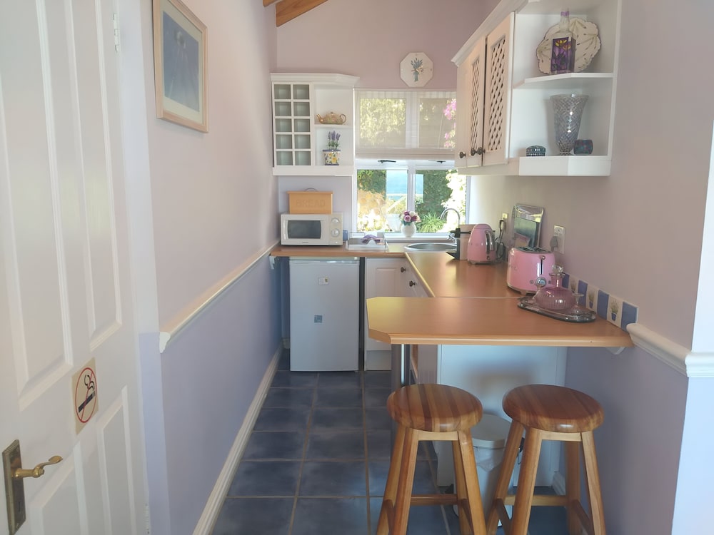 Cape Rose Cottage