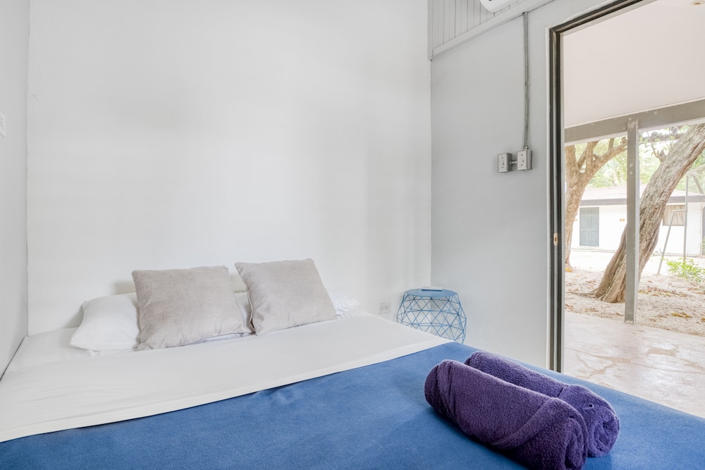 Slumber Party Tamarindo