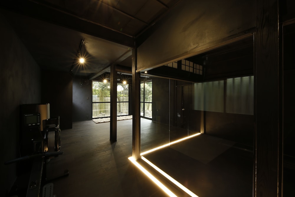 ZEN VAGUE - Hostel