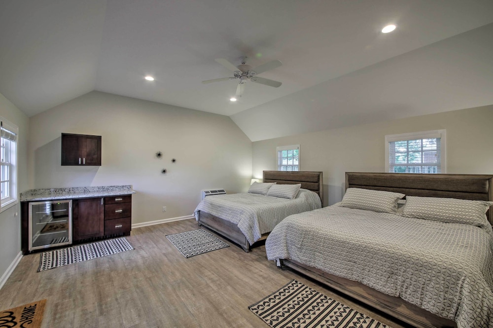 Indianapolis Vacation Rental - Walk to the Ims! view 2