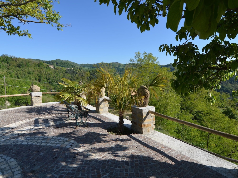 Peaceful Apartment in Modigliana With Swimming Pool photo 4
