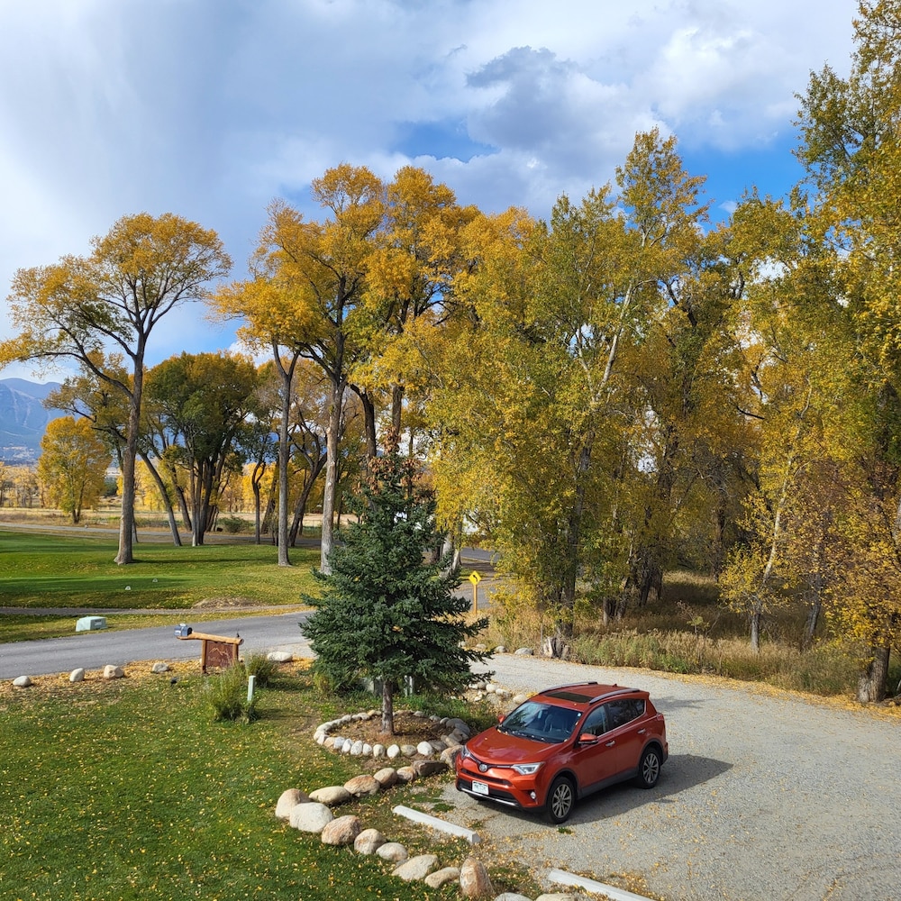 Buffalo Peaks B&B