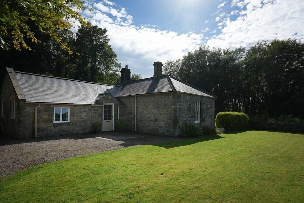 West Lodge