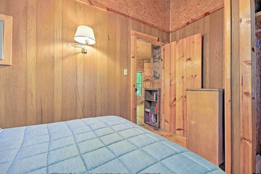 Pisgah Forest 'the Oak' Cabin w/ Deck by Creek view 4