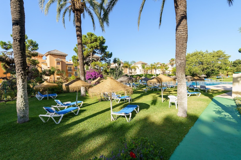 Marbella Este Next Marriott and Nikki B