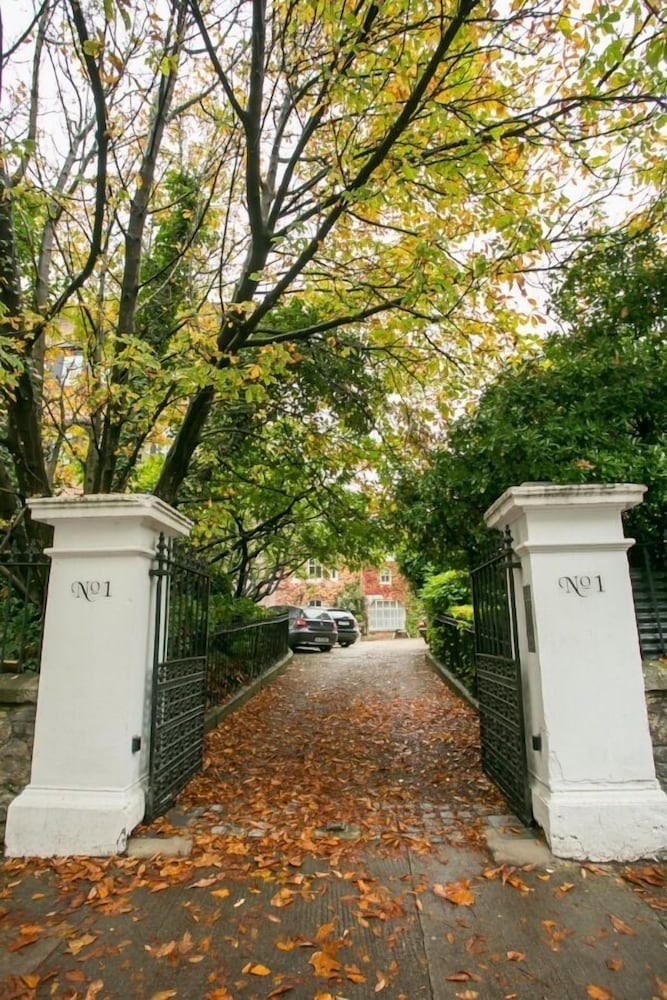Ballsbridge Apartments