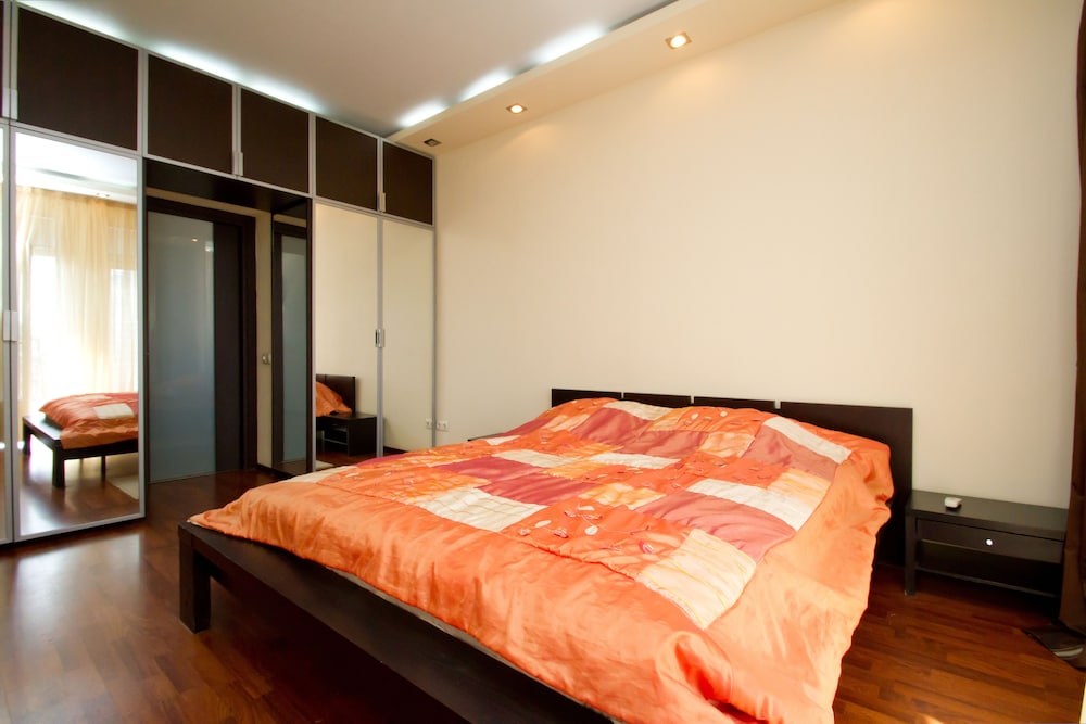 Alma Apartments