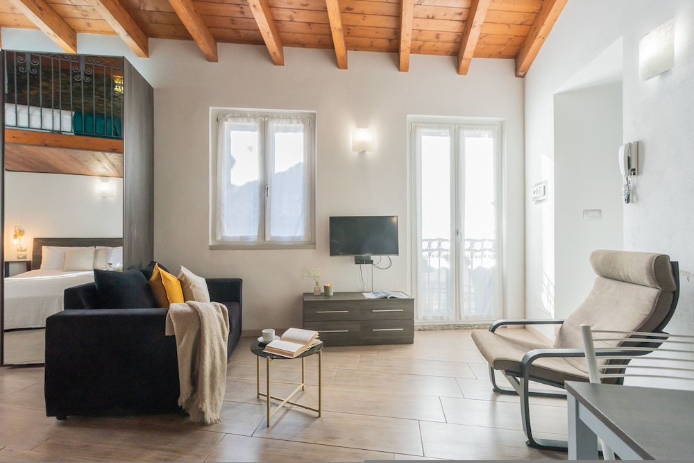 Domus 4 in Como in Como