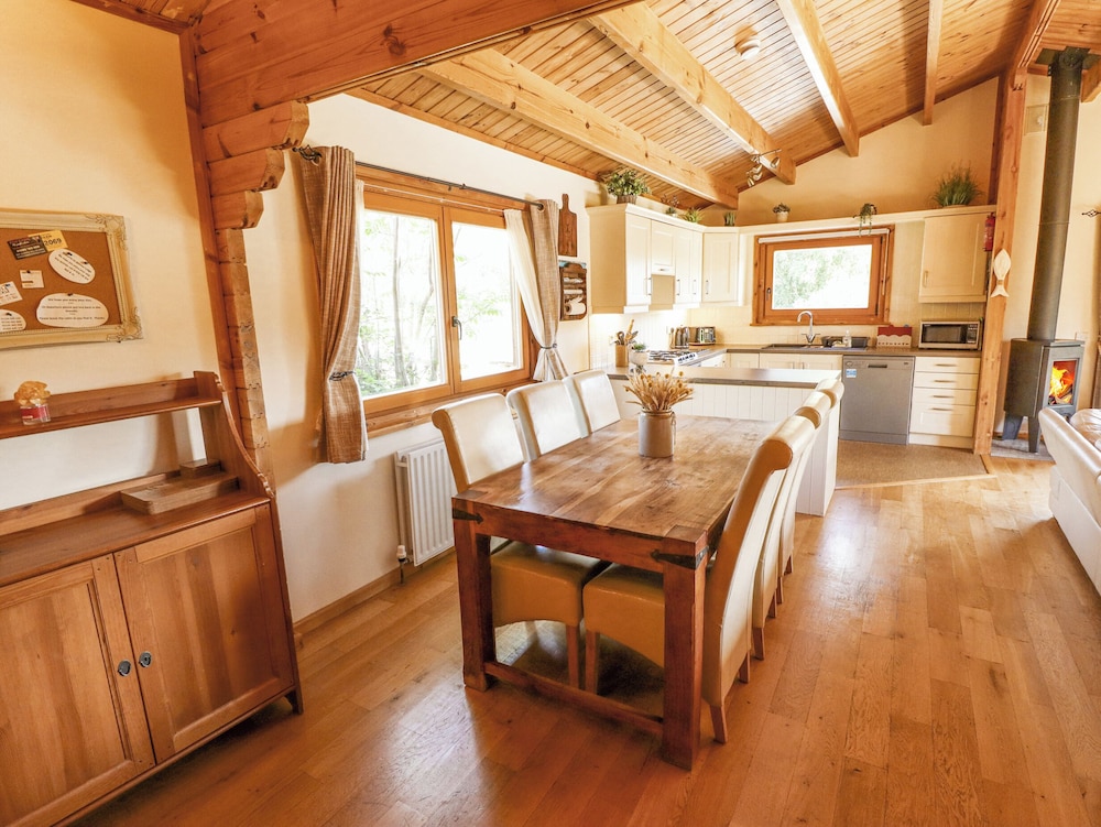 Jemima Lodge