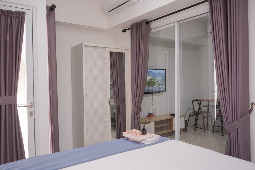 Elegant And Homey 1Br Apartment Tamansari Bintaro Mansion