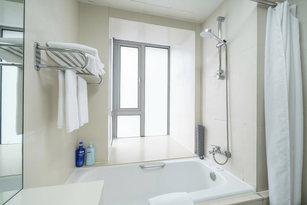 Tyms Modern 2BR 1BA Suite Xujiahui Malls