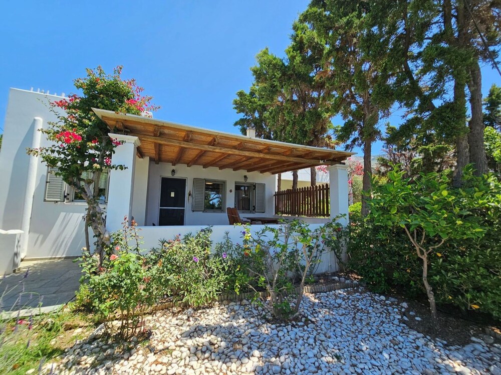 Skyros BnB Beach House Amaryllis view 4