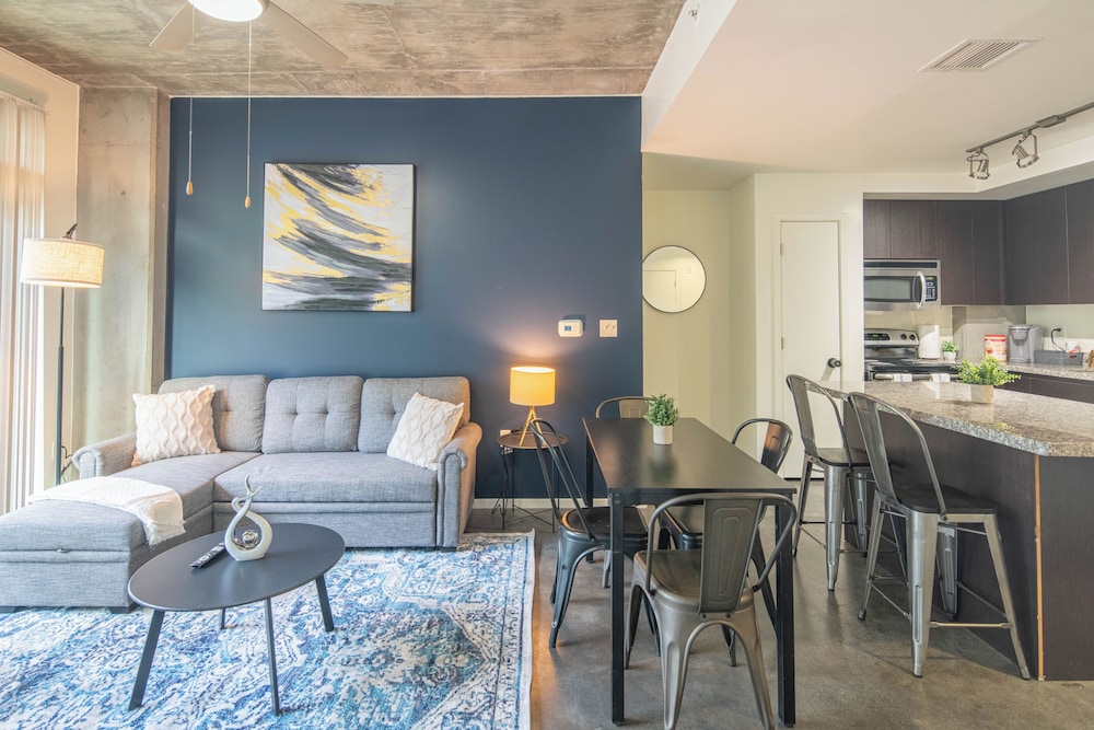 ROVE LIVING/KL - Roosevelt Point