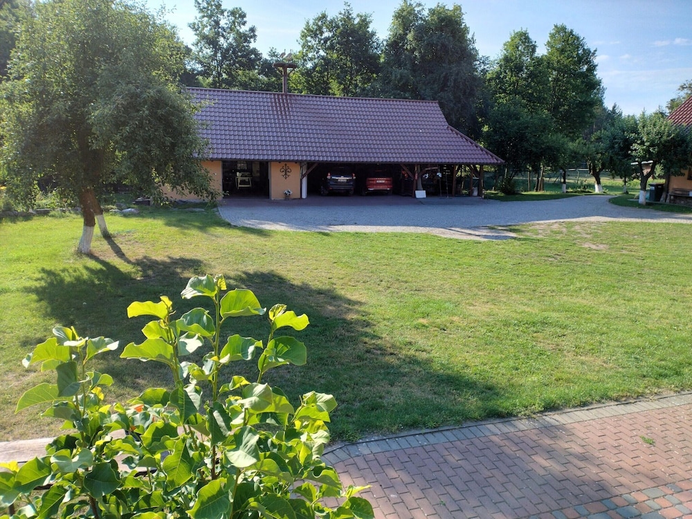 Photo 9