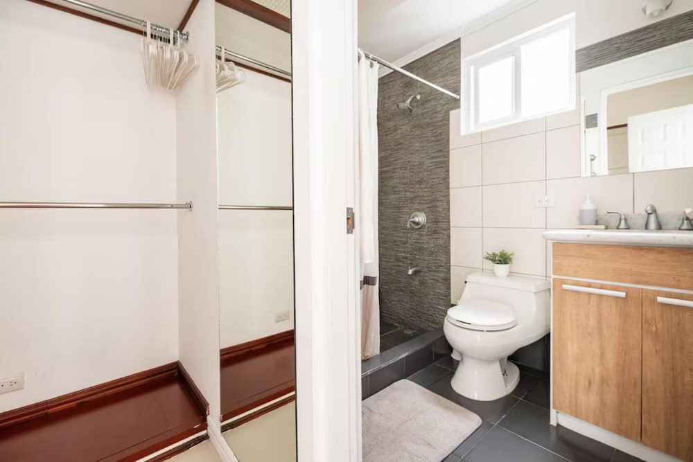 Beautiful Condo Just Steps From Avenida Escazu in an Unbeatable Location