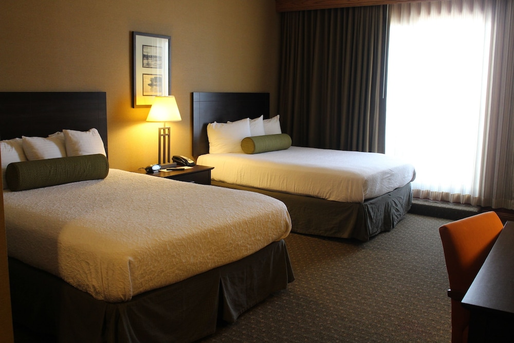 King's Pointe Waterpark Resort - Property Image 30