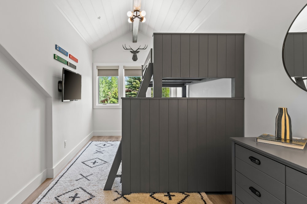 Chaparral 204 3 Bedroom Condo