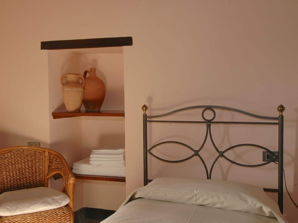 Cortona Vacations - Agriturismo Near Cortona With Swimming Pool - Property Image 55