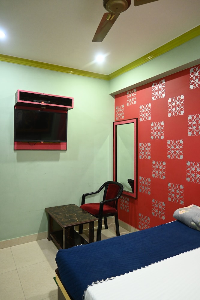 Hotel Aditya