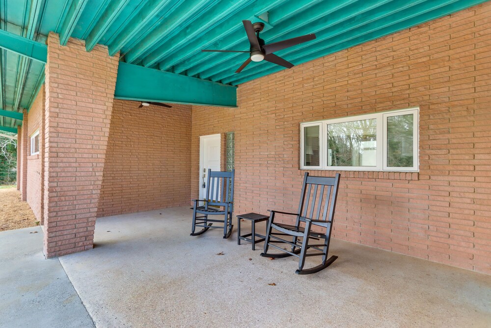 Private Saltwater Pool: Mtn-view Copperhill Home view 4