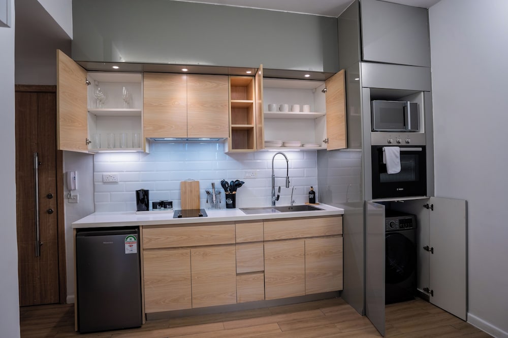 Modern Luxurious Studio Apartment