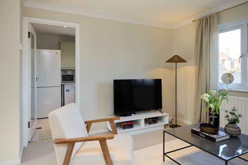 The Kennington Park Retreat - Inviting 2bdr Apartment