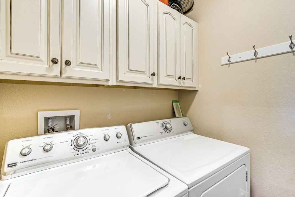 Near Golf & Beaches: Luxe Home in Rotonda West!