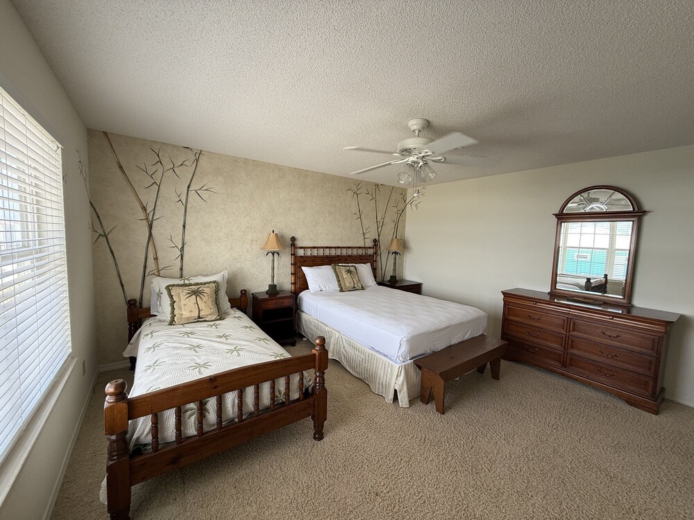 Windsail 6 Bedroom Home