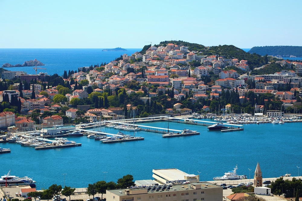 Amore Sea View