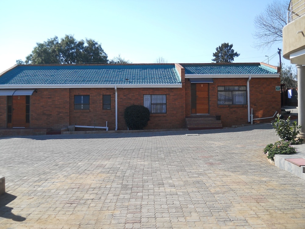 Noble Hearts Bed and Breakfast