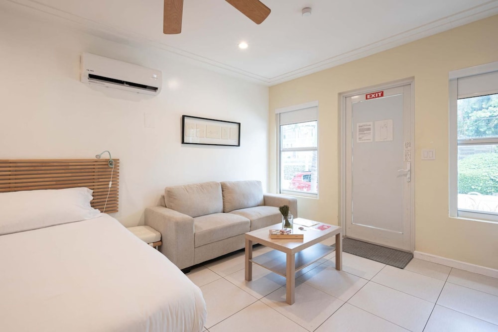 Casa Del Mar Beach Studio 3