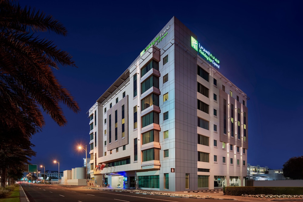 Holiday Inn Express Dubai Jumeirah, an IHG Hotel
