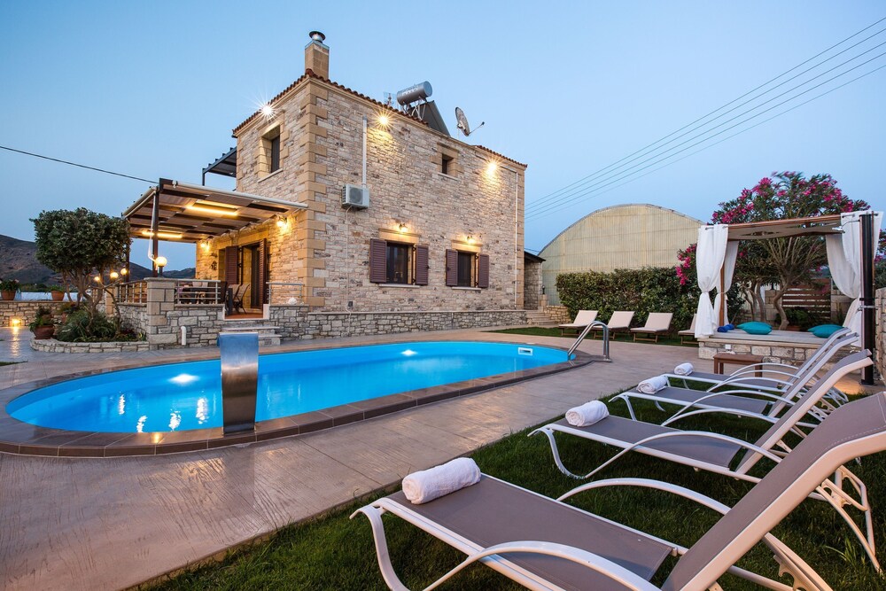 Villa Archontissa