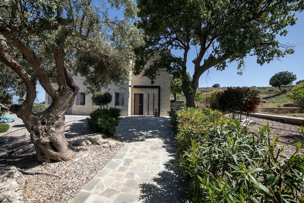 Villa Aurora Luxurius Living