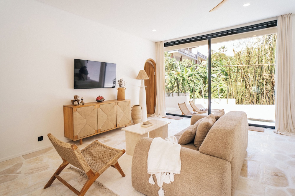 3Br Khana in Canggu With 3 Bedrooms and 3 5 Bathrooms