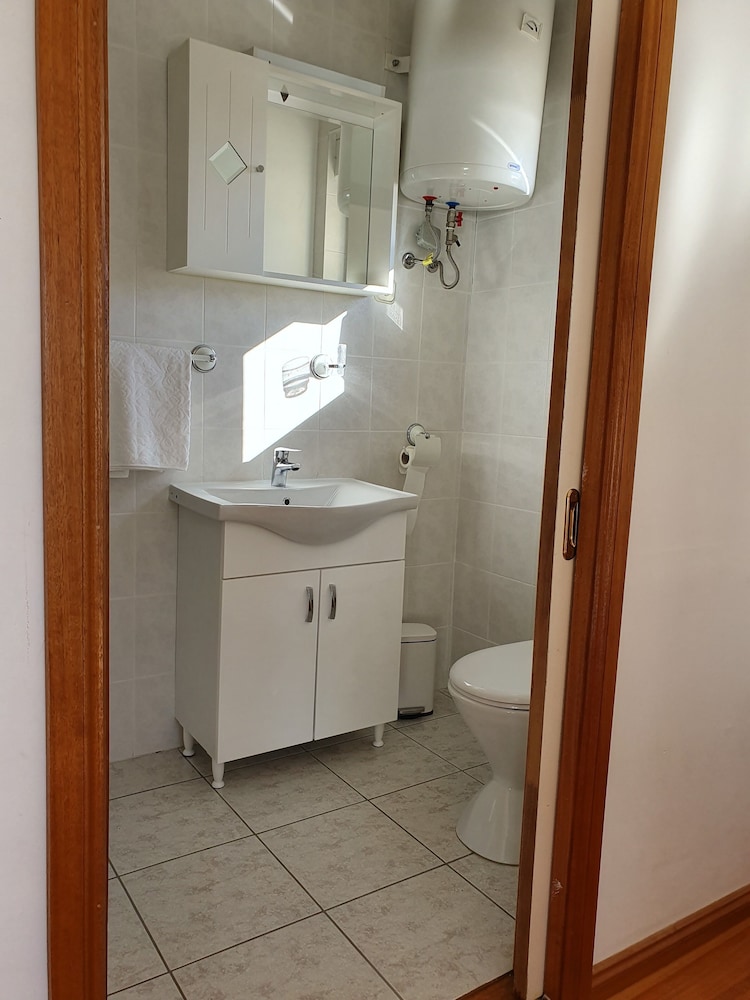 Photo 28
