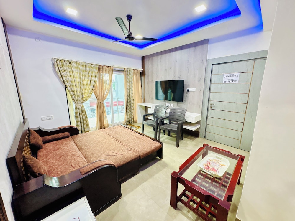 Hotel Bay premium Puri