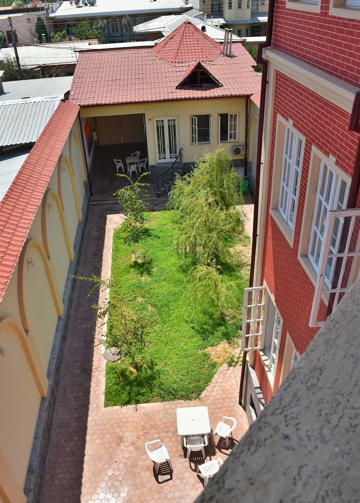 Photo 20
