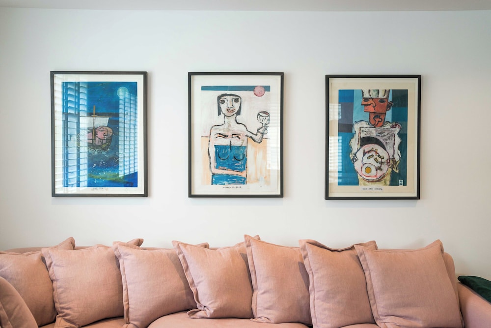2Bed 2Bath Stunning Shoreditch Apartment