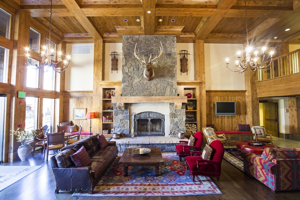 WestWall Lodge - Property Image 2