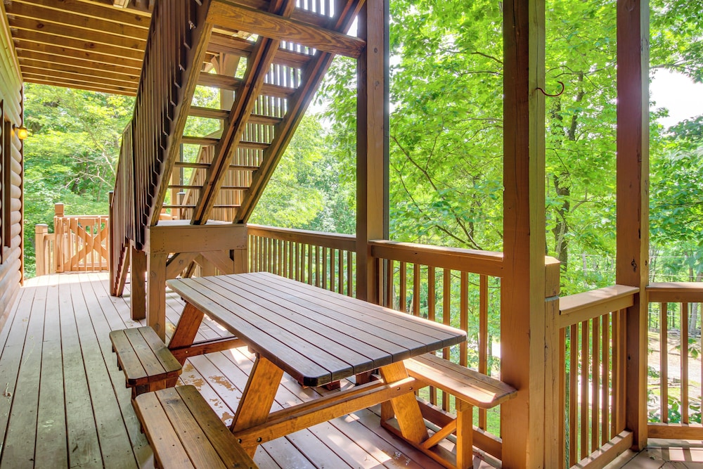 North Georgia Mountains Cabin w/ Beach Access