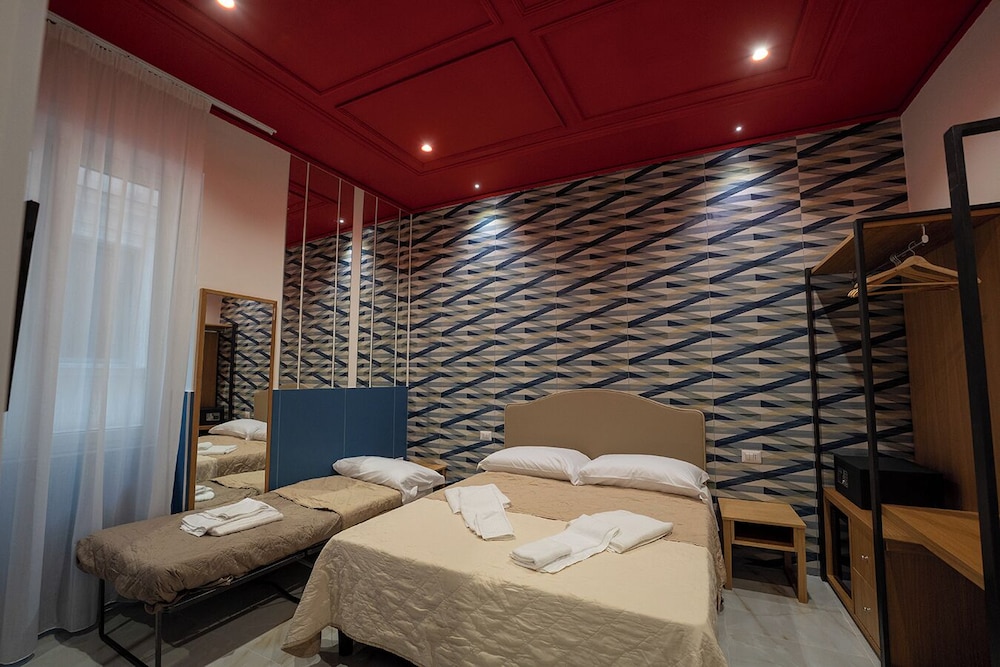 B&B Le 4 Stagioni Dante's Suites by ClaPa Group Dislocated Hospitality