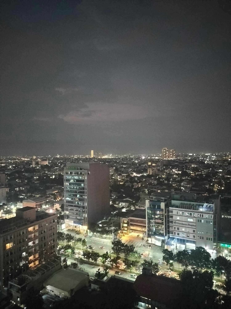 Tum's Mplace Staycation 27th Floor Tower D