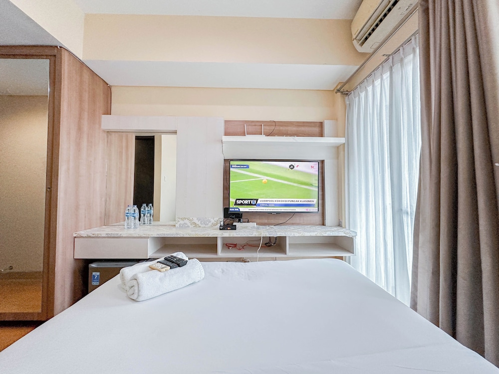 Best Price And Relaxing Studio (No Kitchen) At Tamansari Papilio Apartment